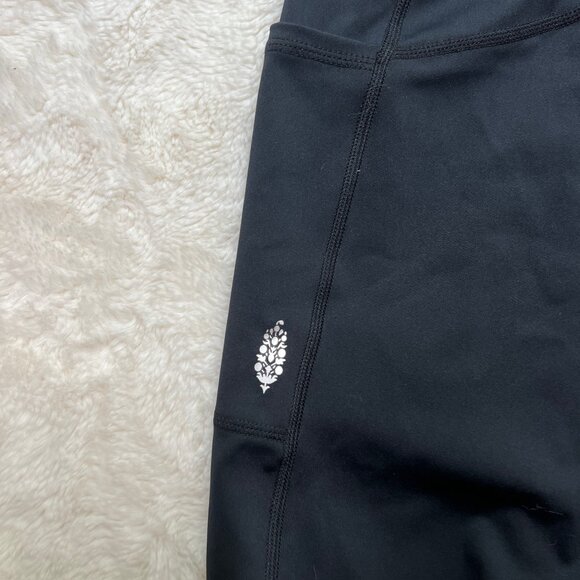 NWT FP Movement Black Crisscross Strap Jumpsuit Pockets – Size M - Picture 8 of 9